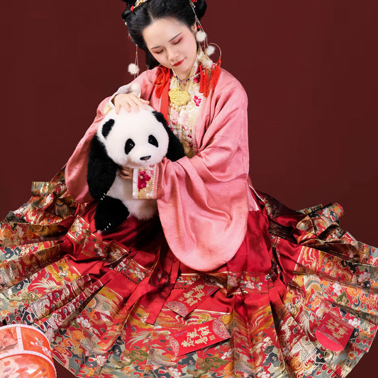 Original ‘Phoenix Perching’ Skirt | Luxury Ming Dynasty Ma Mian Qun Hanfu Evening Gown